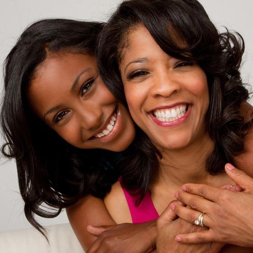 Mother daughter love wavy hairstyle